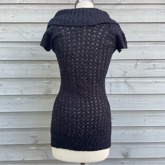 Women’s Lace Knit Tunic Sweater - Picture 2 of 5